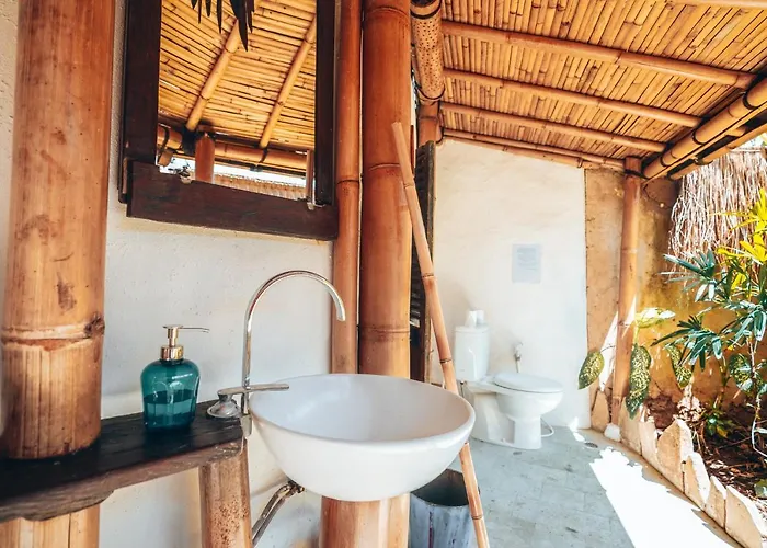 Hotel Blue Earth Village Amed (Bali)