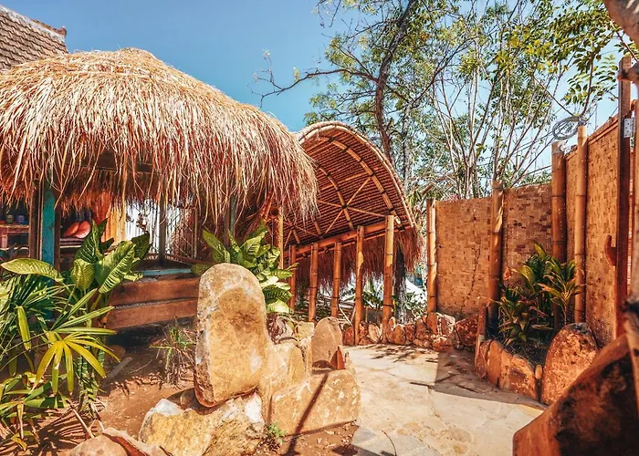 Blue Earth Village Hotel *
