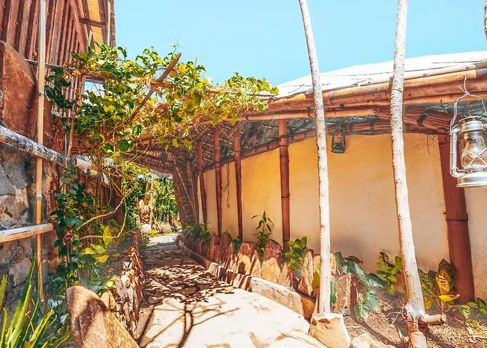 Blue Earth Village * Amed