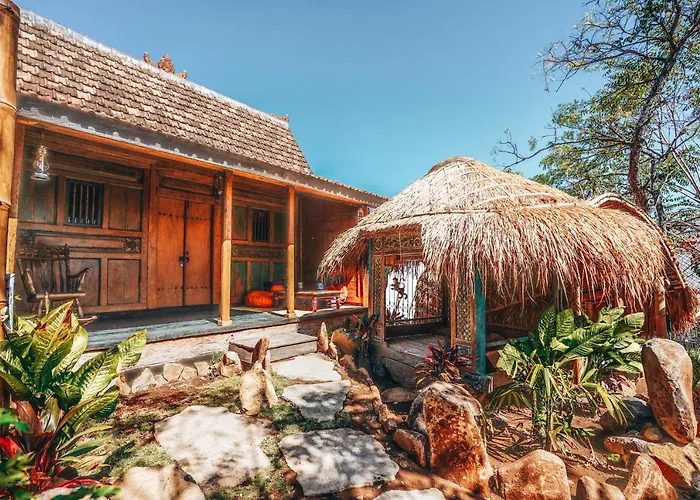 Hotel Blue Earth Village