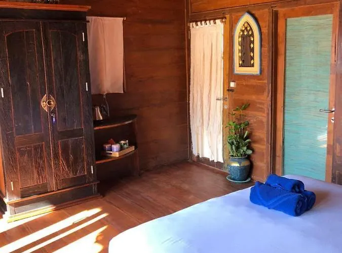 Hotel Blue Earth Village *