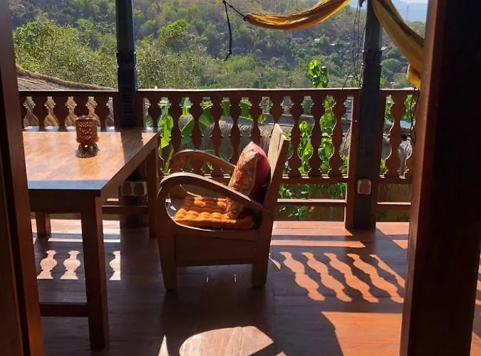 Hotel Blue Earth Village Amed (Bali)