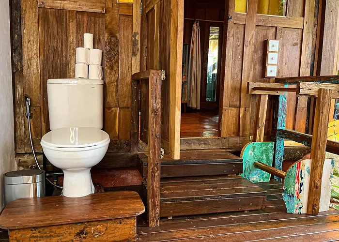 Blue Earth Village Hotel